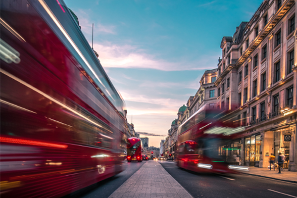 Autocarros vermelhos